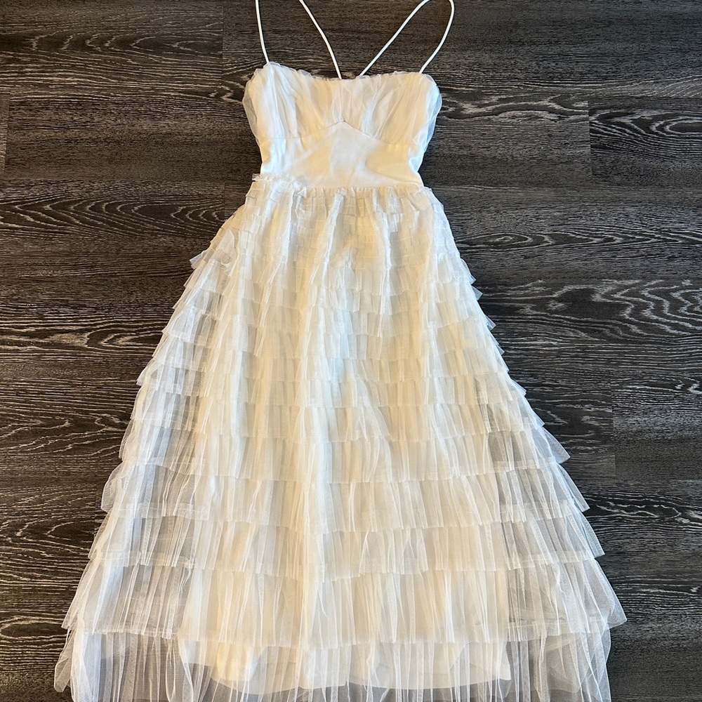 Selfie Leslie White Layered Dress